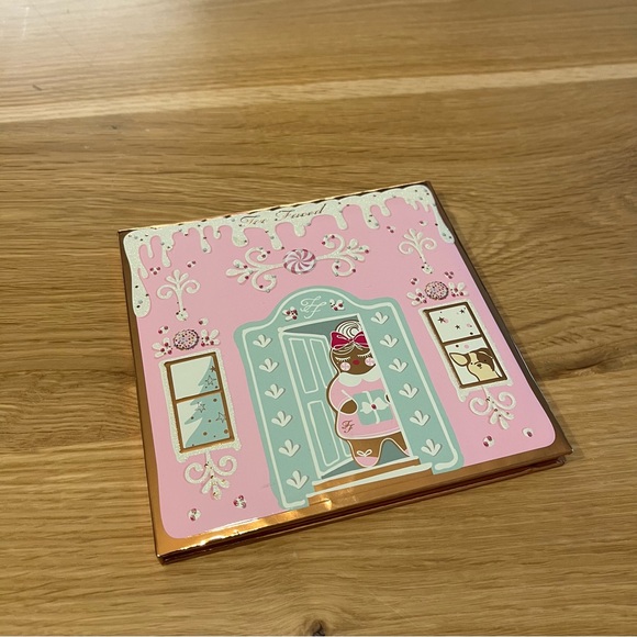 Too Faced Other - NWT Too Faced Holiday Gingerbread Palette Set